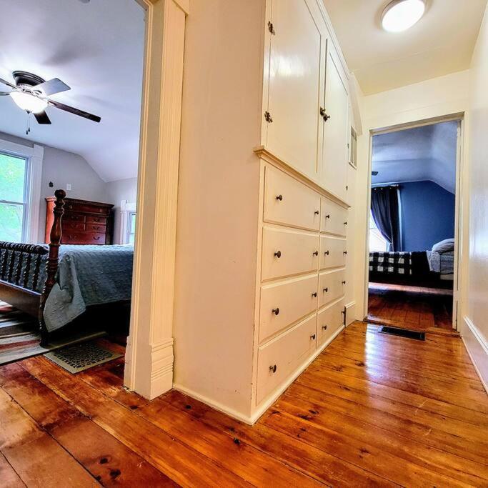 Charming Restored 1891 House 포트앳킨슨 외부 사진