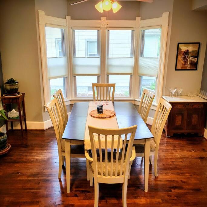 Charming Restored 1891 House 포트앳킨슨 외부 사진