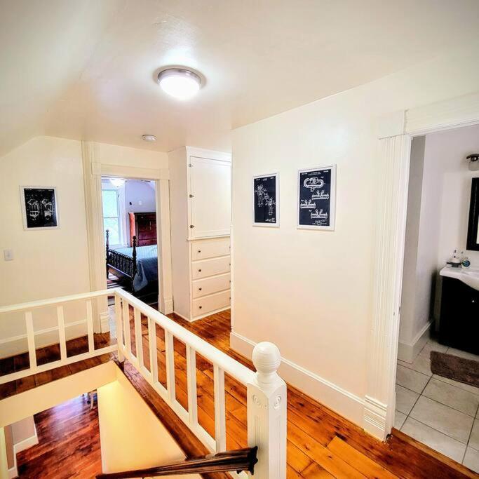 Charming Restored 1891 House 포트앳킨슨 외부 사진